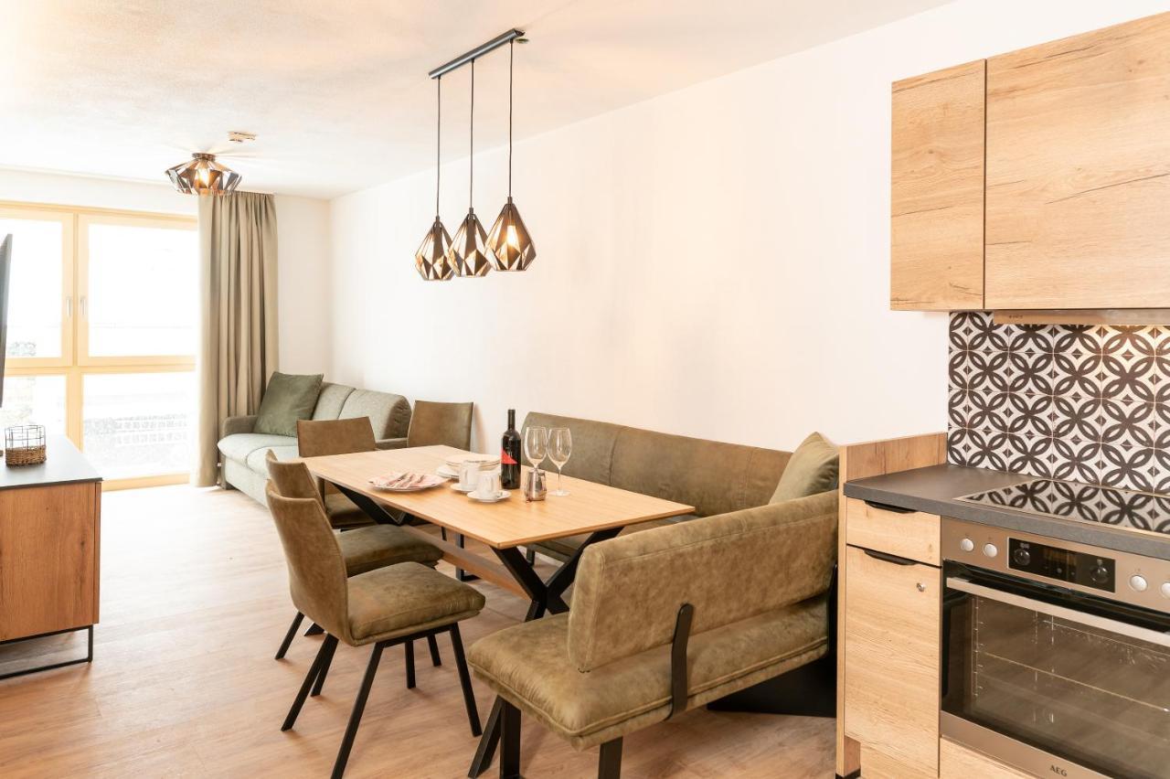 Wildbach Lodge Dienten 디엔텐암호크코니그 외부 사진